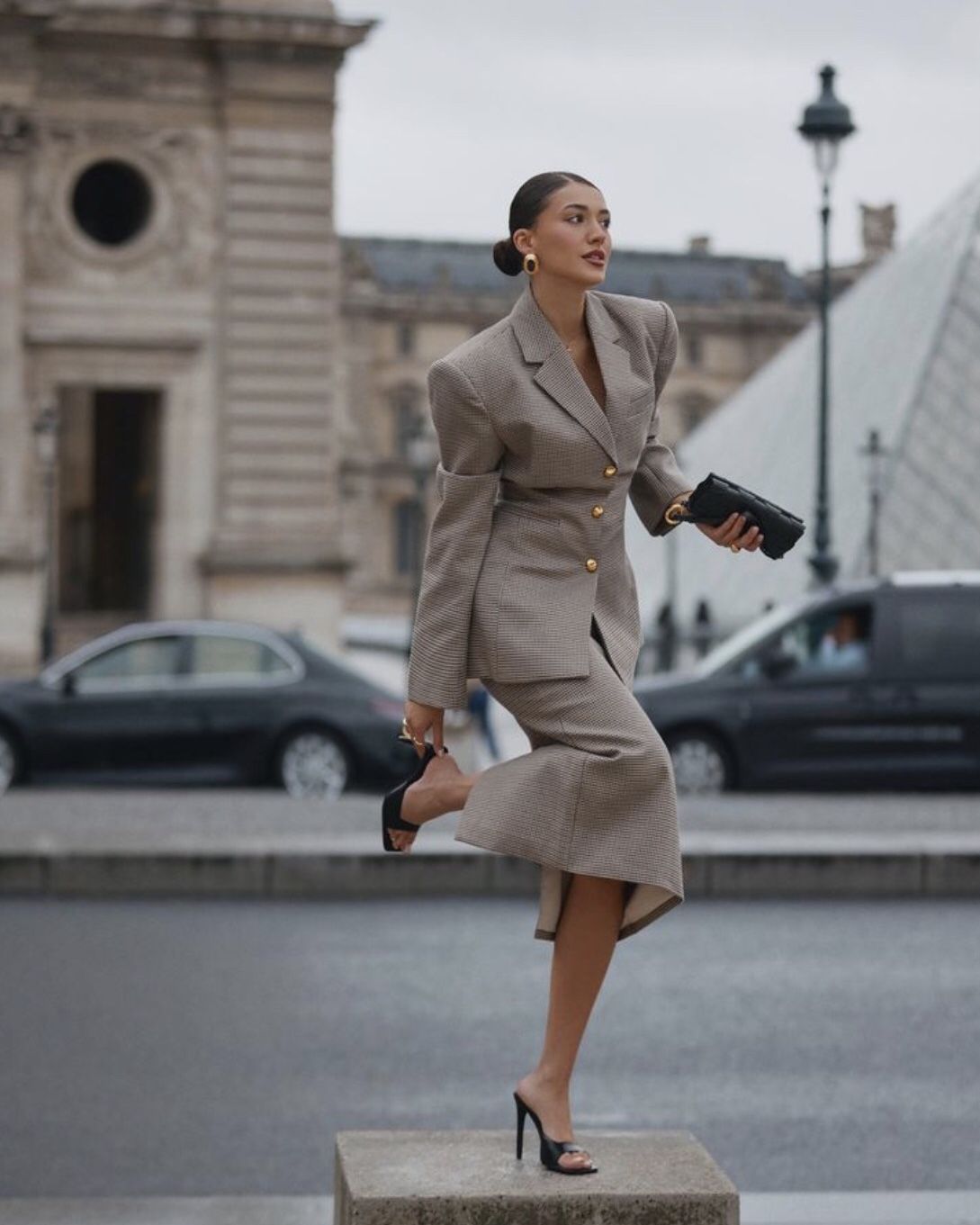 Custom Tailored Women Suits In Ho Chi Minh City | Maydo Saigon Tailor