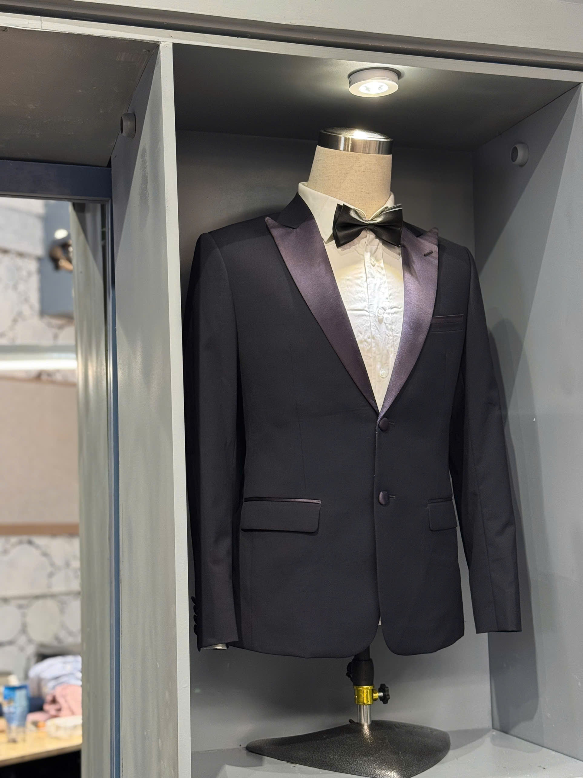maydo saigon tailor shop in district 1 tuxedo manequine