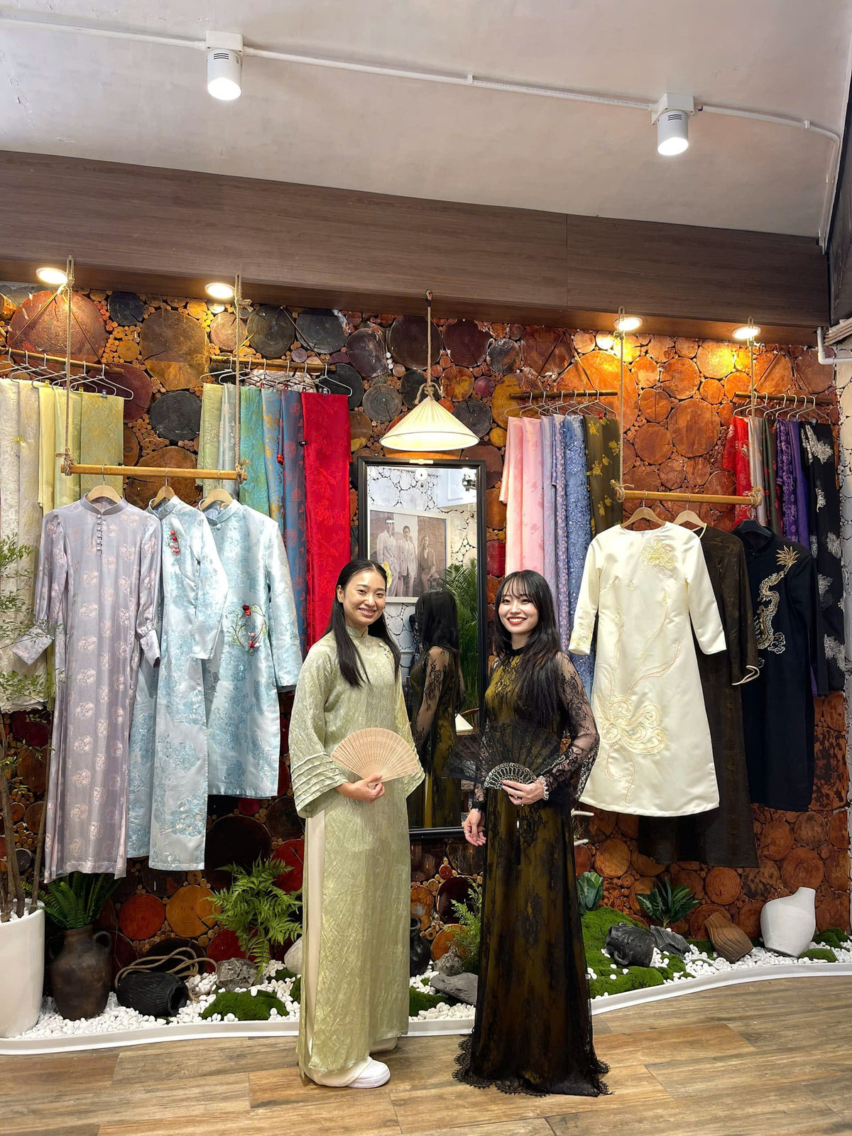 Ao Dai Tailored & Ao Dai Rental in Ho Chi Minh City | Maydo Saigon Tailor
